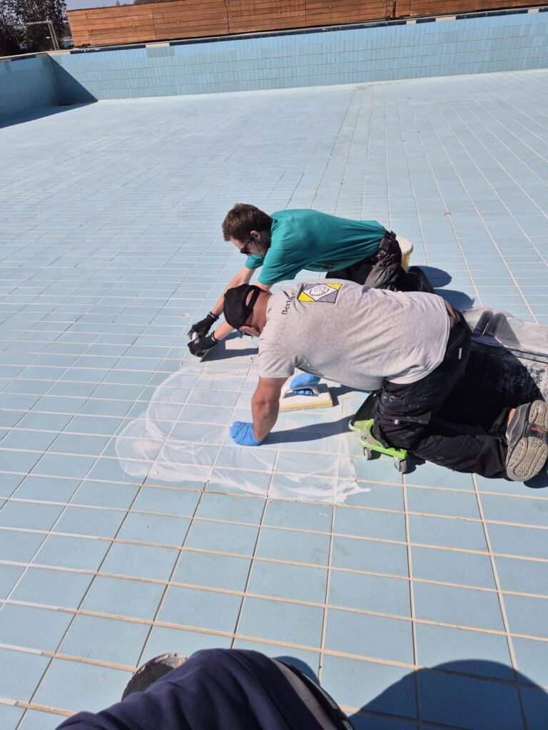 carrelage-bertola_renovation-piscine-municipale-morges_1